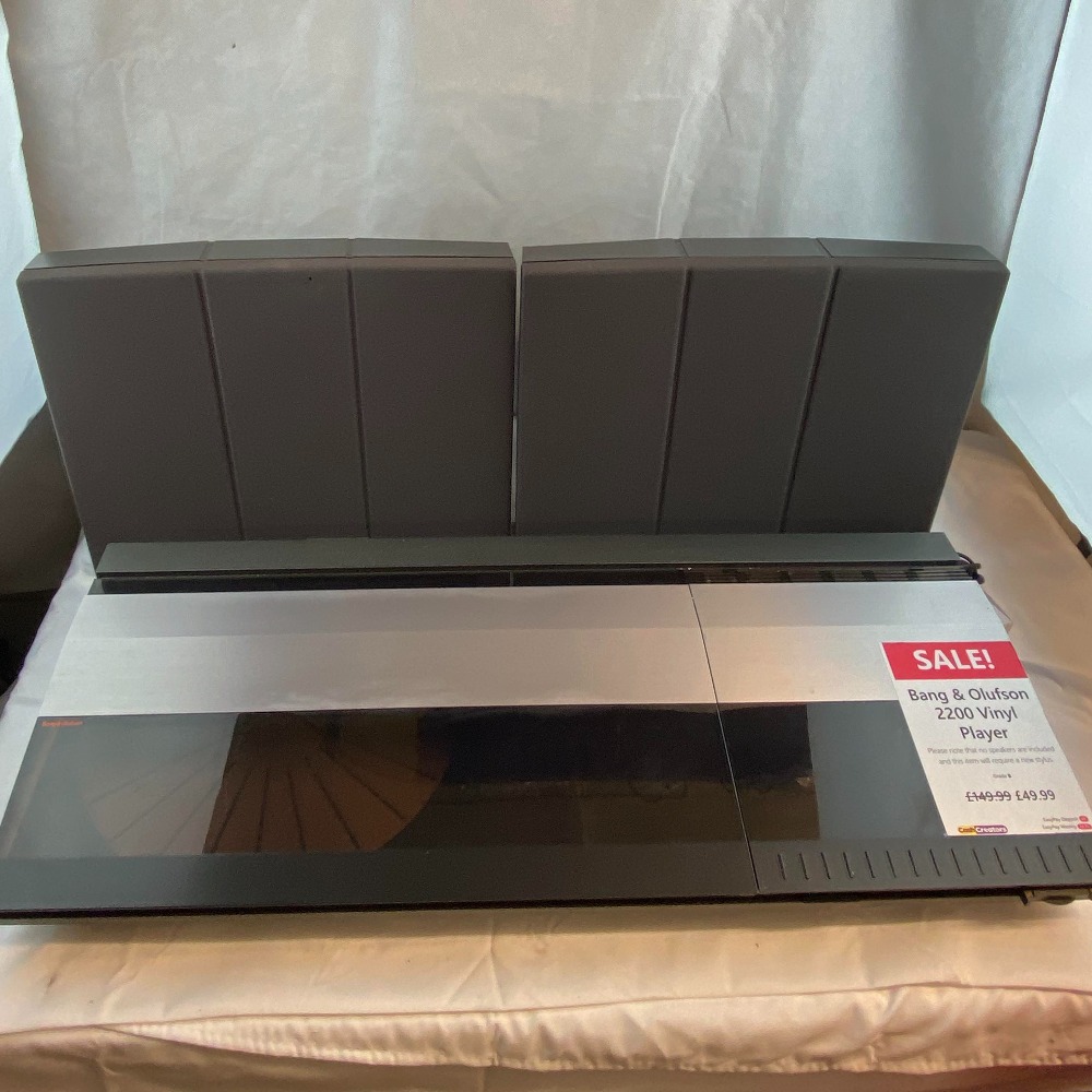 Preowned Vintage 1980s Bang & Olufsen Beocenter 2200 Music System